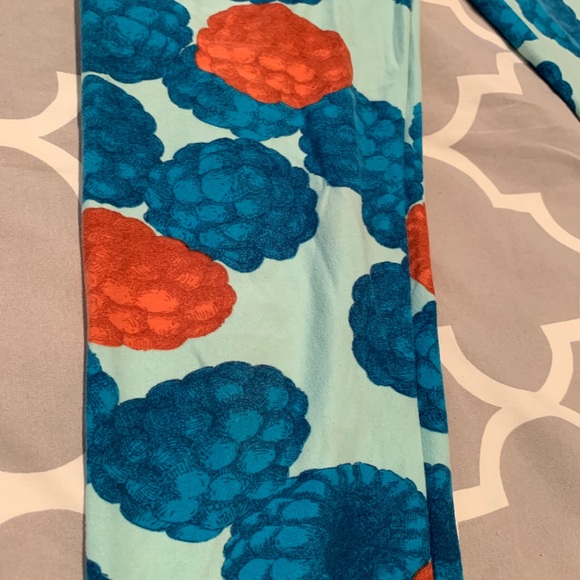 Leggings - Picture 2 of 3